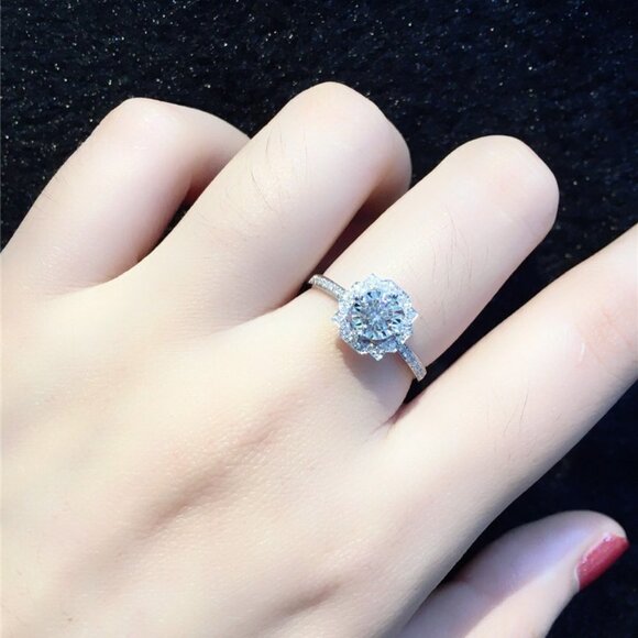 ✨Beautiful Round Shiny CZ Diamond Flower Micro Pave Wedding Ring, UNVN12316 - Picture 3 of 6